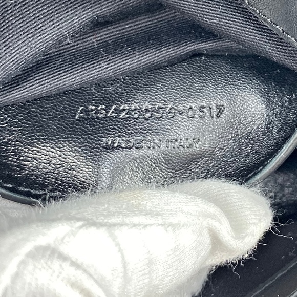 Saint Laurent Medium Monogram College Shoulder Bag - Picture 7 of 8